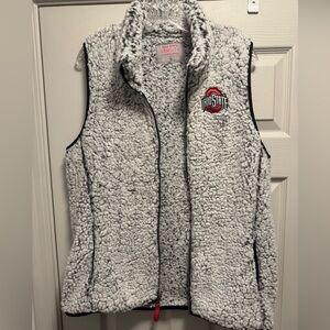Sherpa Ohio State vest